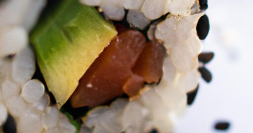 Veganský sushi z ovoce.