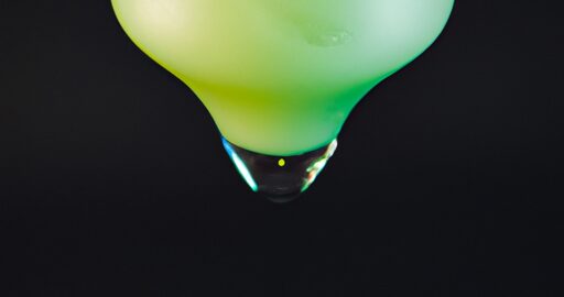 Zeleninový koktejl s čerstvými bylinkami