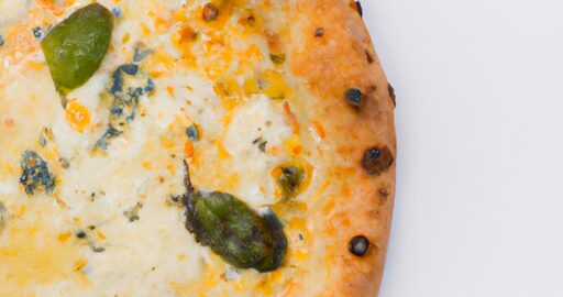 Italská pizza quattro formaggi.