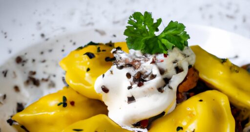 Kuřecí kachní ravioli s bylinkovou omáčkou