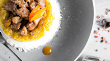 Kořeněný jahňecí pokrm s rýží