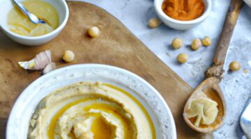 Hummus cizrnový pasta s tahini.