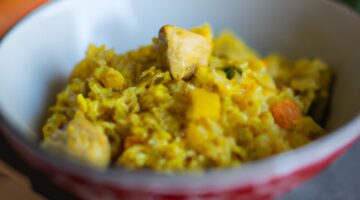 Kuskus s kuřecím masem a zeleninou