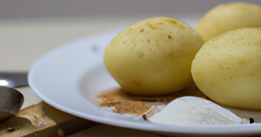 Houskový knedlík se slaninou