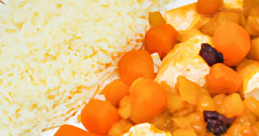 Kuřecí korma s rýží a jogurtem.