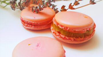 Kluci jsou levanduloví macarons.