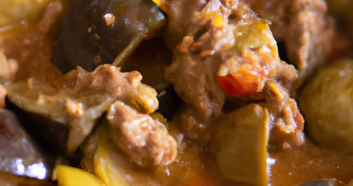 Eggplant stew with lamb meat.