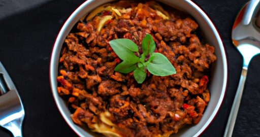 Ragú bolognese s těstovinami.