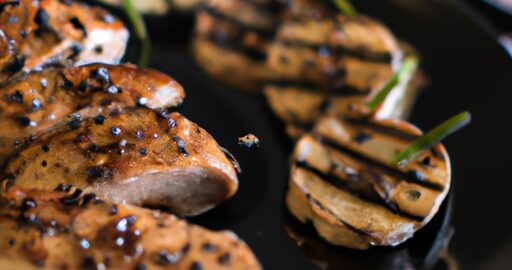 Křupavé kuřecí křídélka s BBQ omáčkou.