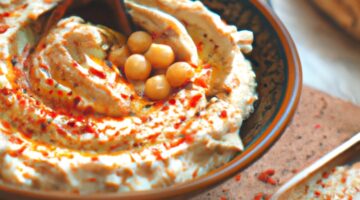 Hummus s pečeným pepřem a tahini