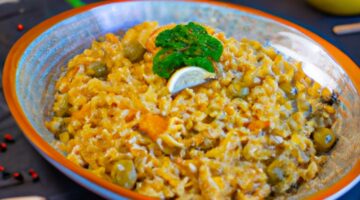 Jehněčí pilaf s rozinkami a pistáciemi