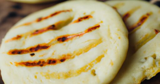 Arepas s bramborovým salátem