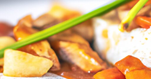 Kuřecí maso na rýži s hráškem