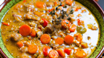 Kari z červené čočky s bramborami