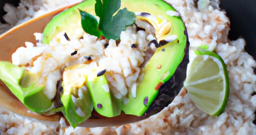 Rýžové placičky s lososem a avokádem