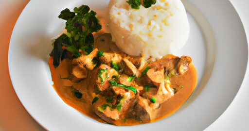 Kuřecí stroganoff s rýží.