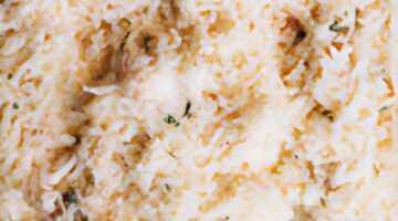 Smažená rýže s mozzarellou.