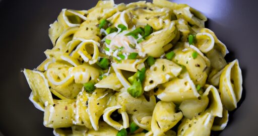 Smažená směs zeleniny s nudlemi