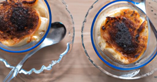 Suflé se sýrem a šunkou.