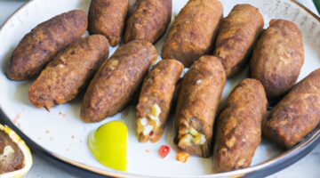 Zapečené irácké kibbeh plněné mletým masem