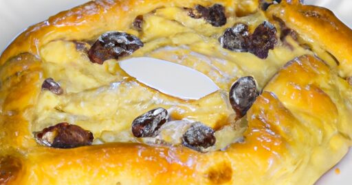 Jahodový koláč s tvarohovou polevou