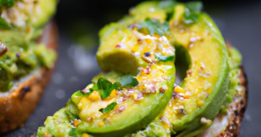 Kořeněné batáty s avokádem