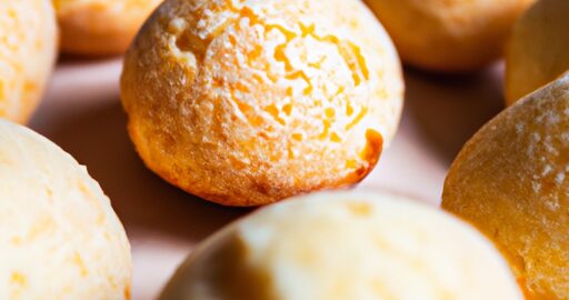 Kuřecí pão de queijo domácí.