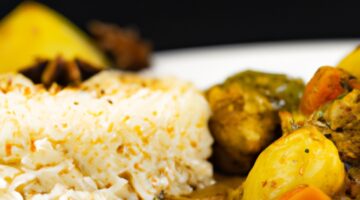 Kuřecí korma s mandlovým pyré.