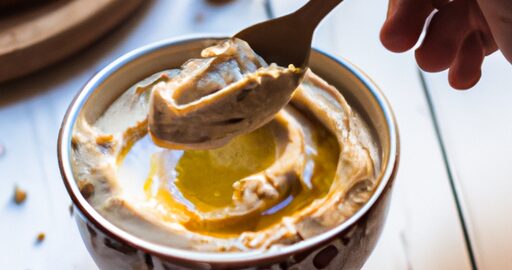 Hummus s pečenou cizrnou a tahini.