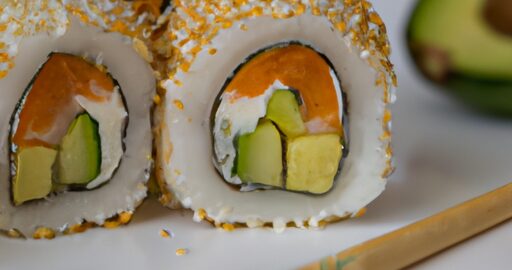 Sushi z lososa avokádem a řasami