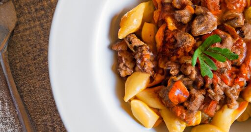 Telecí ragú s knedlíky a špenátem