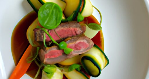 Hovězí s bramborovou kaší a šťouchanou zeleninou