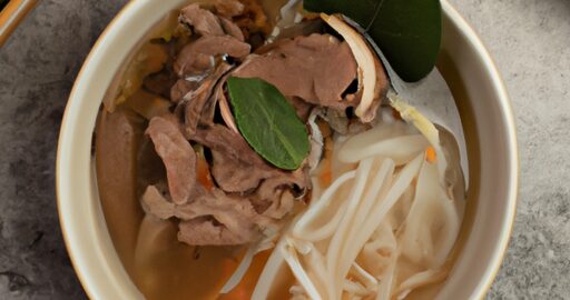 Phở bò – Vietnamská nudlová polévka se hovězím masem