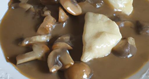 Houbový guláš s knedlíkem