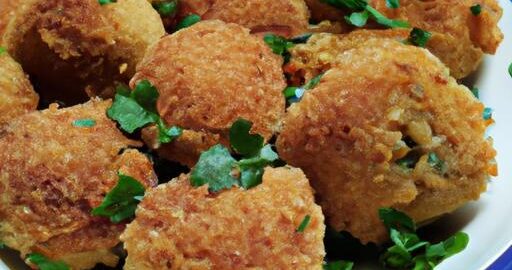 Smažený cibulový karbanátek se šunkou