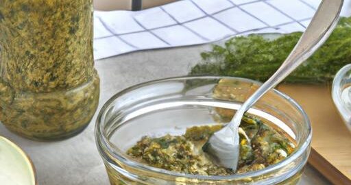 Rajská omáčka se sečkanými okurkami