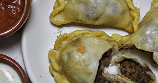 Empanadas con carne y huevo