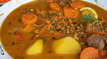 Guláš z červené čočky s jehněčím