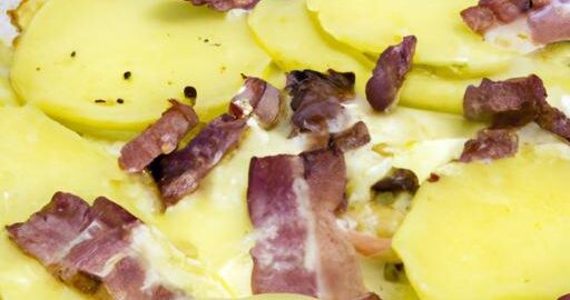 Bramborový gratin s uzeným masem