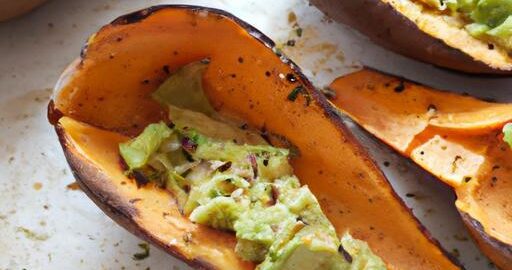 Veganské pečené batáty s avokádem