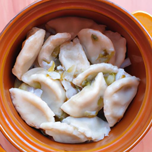 Bramborové knedlíky se zelím