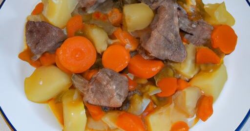 Hovězí s karotkou a bramborem