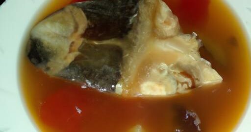 Bouillabaisse rybí polévka s mořským rybím