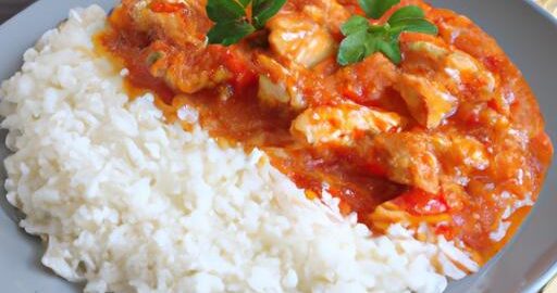 Rajčatový kuřecí kari s rýží