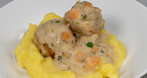 Kuřecí karbanátek s bramborovou kaší