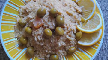 Kuskus s olivami a citronem