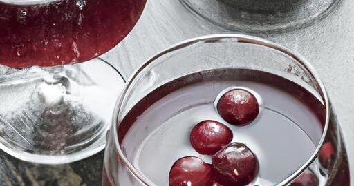 Svíčkové vínová šťáva s brusinkami