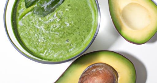 Špenátový koktejl s avokádem
