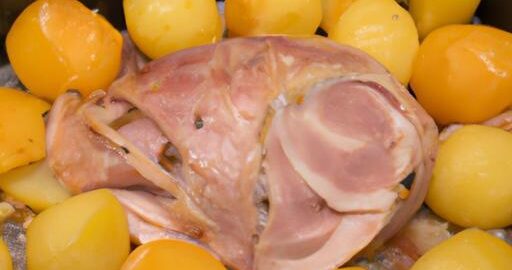 Pražská šunka s pečenými brambory