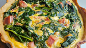 Sýrový quiche se šunkou a špenátem